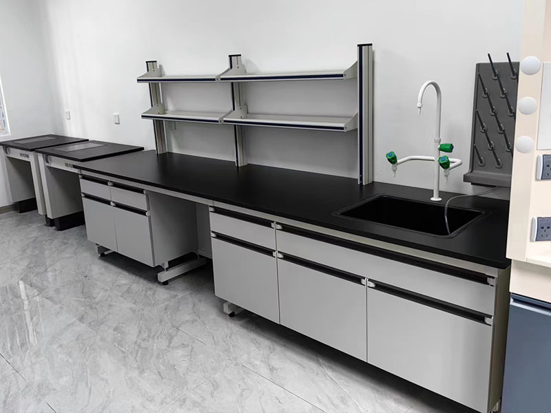 img5 in swiper of aboutus